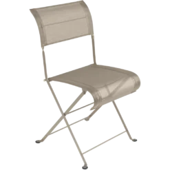 CHAISE