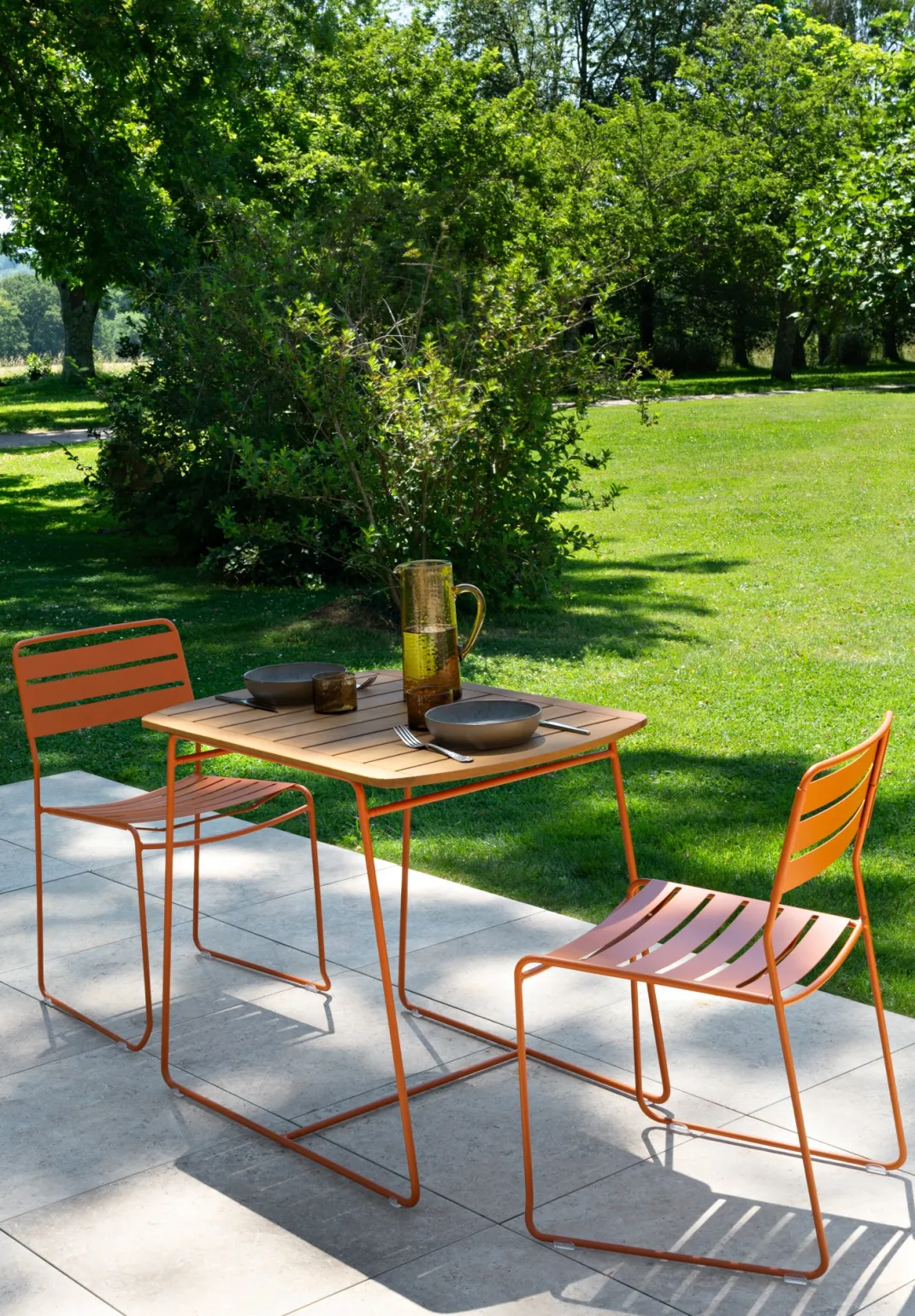 CHAISE