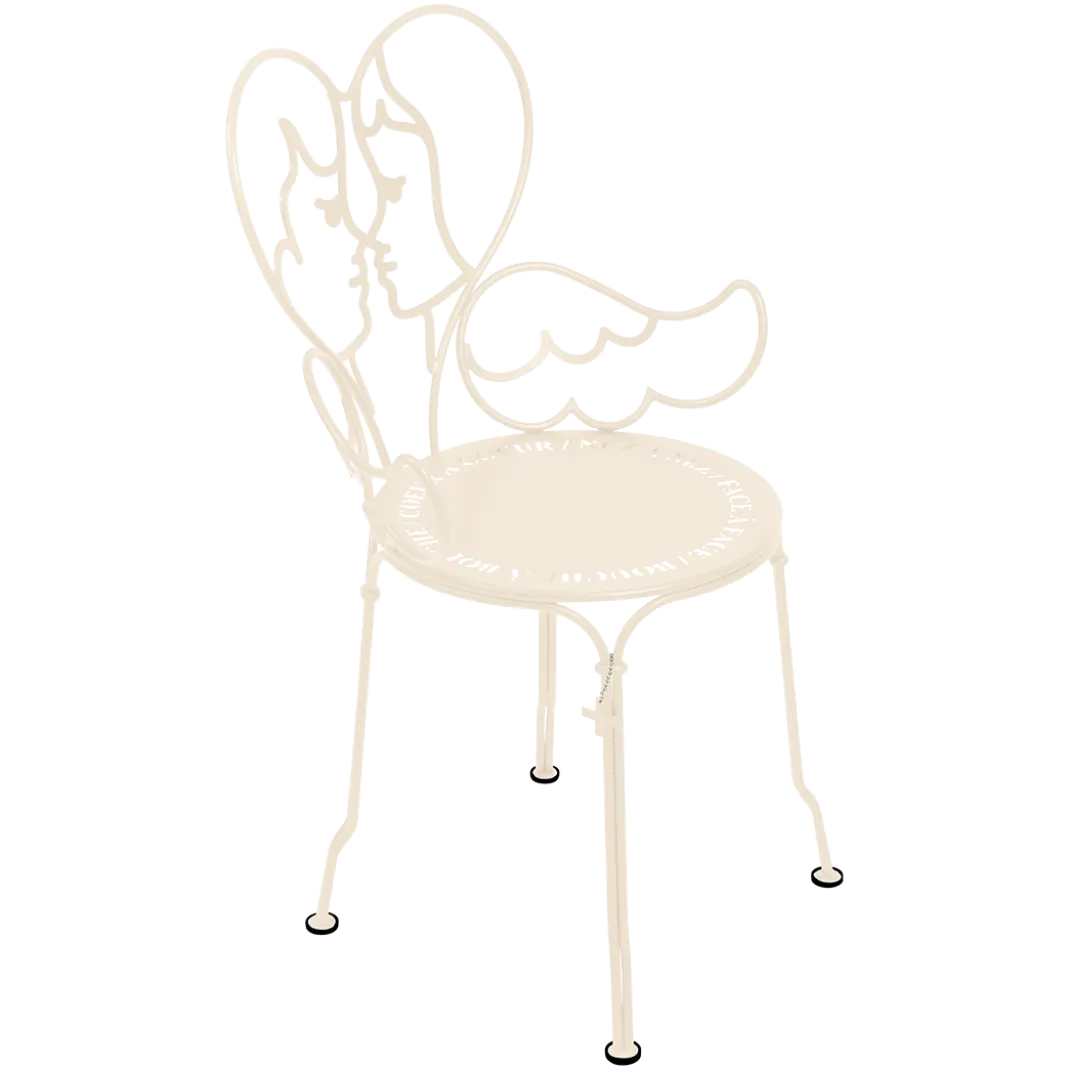CHAISE