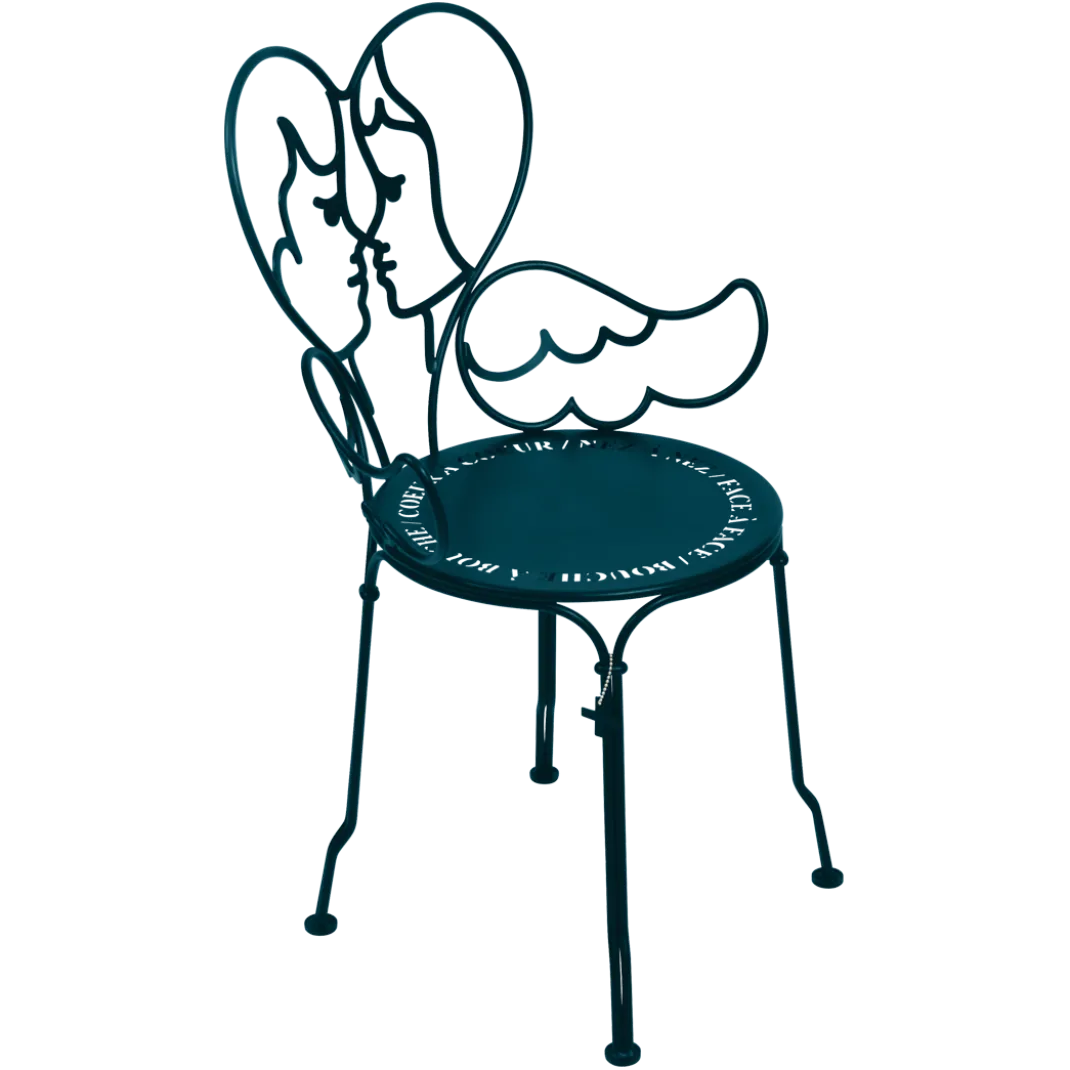 CHAISE