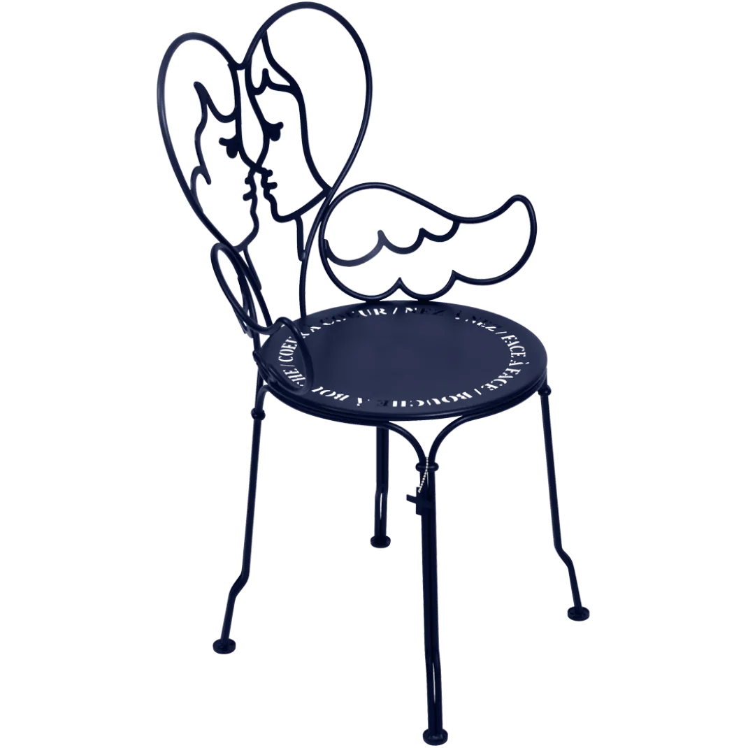 CHAISE