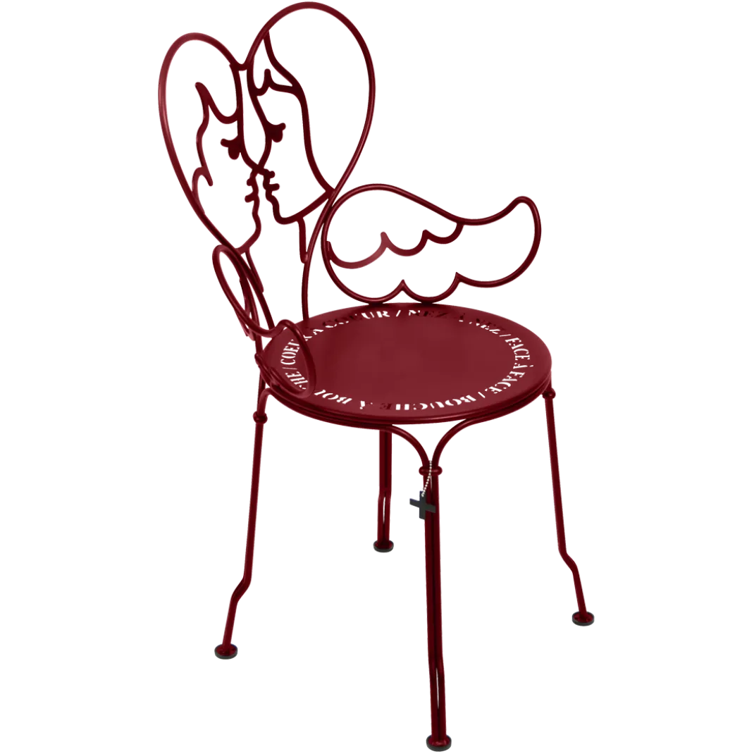 CHAISE