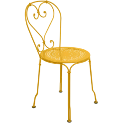 CHAISE