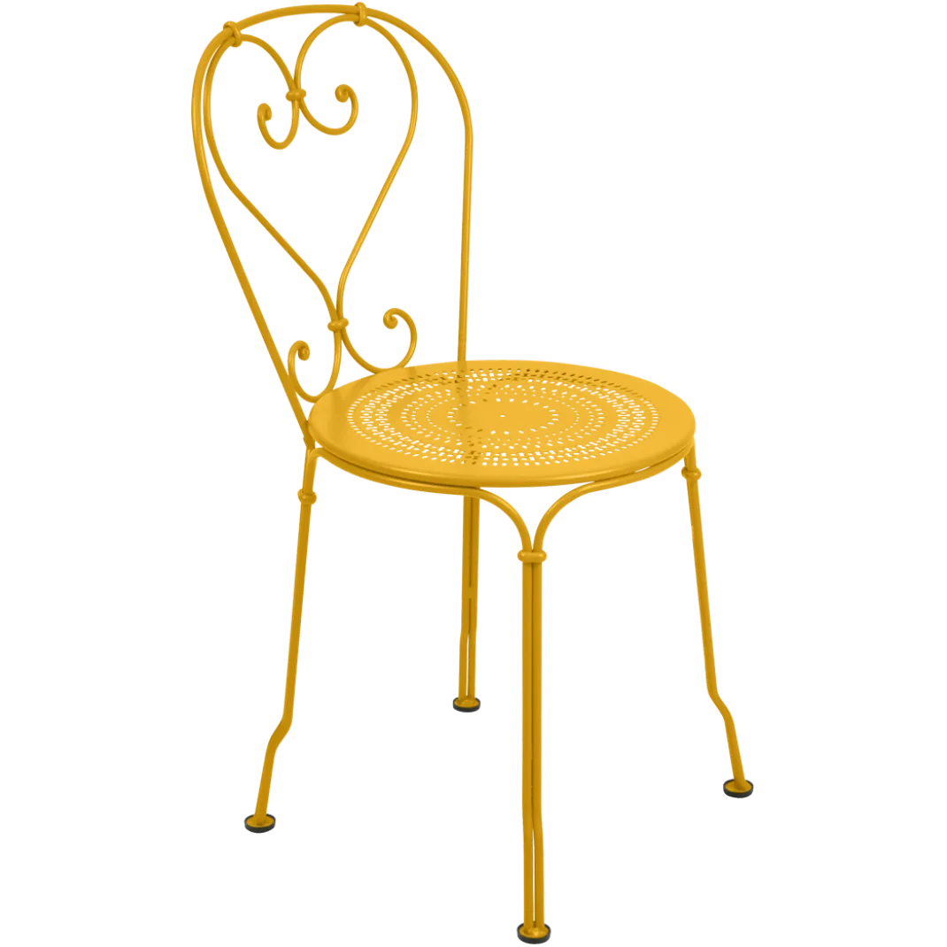 CHAISE