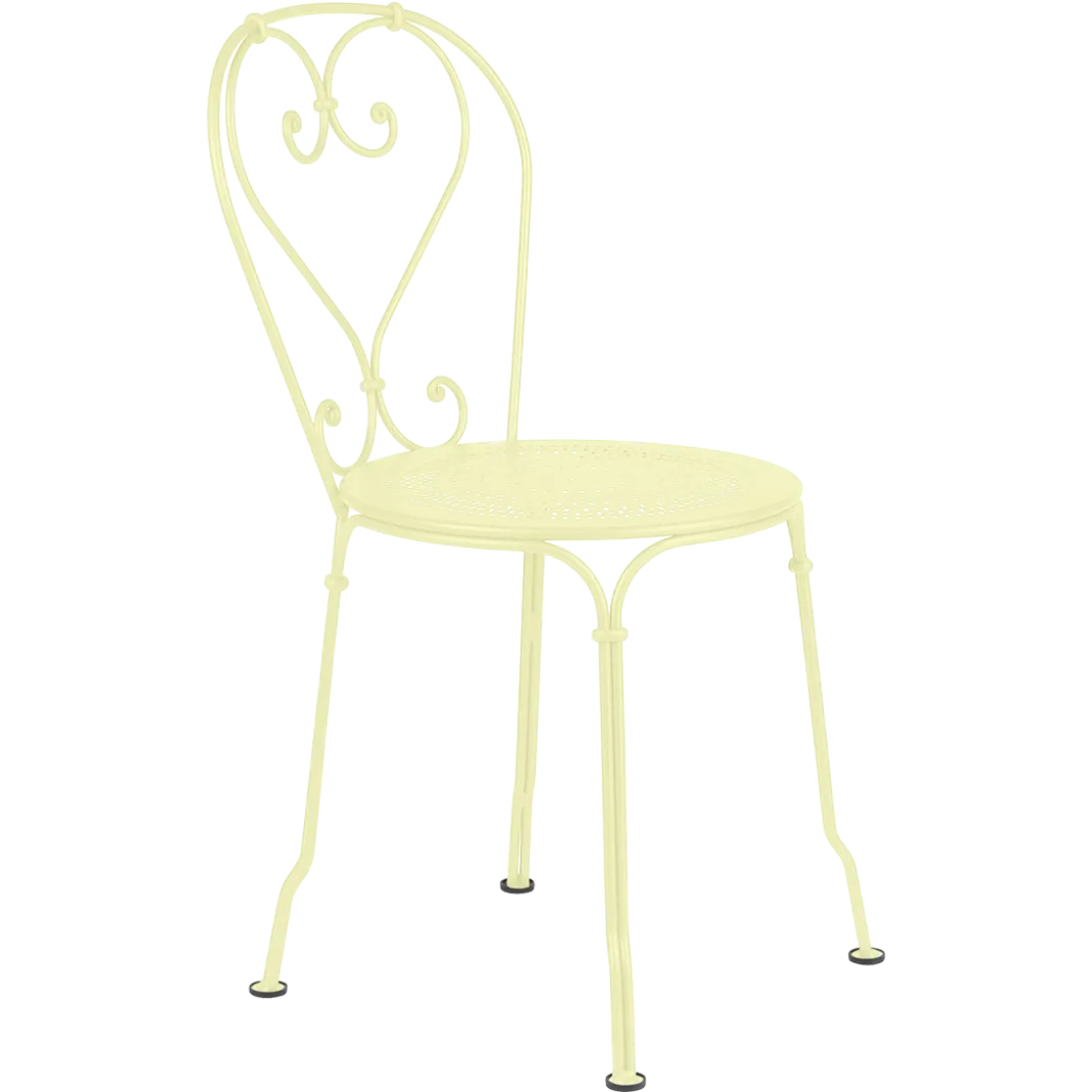 CHAISE