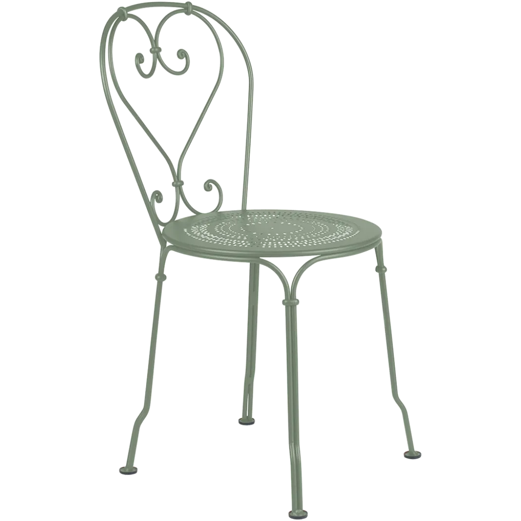 CHAISE