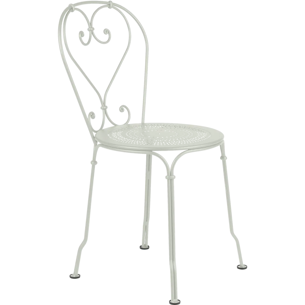 CHAISE