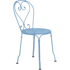 CHAISE