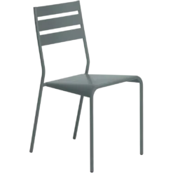 CHAISE