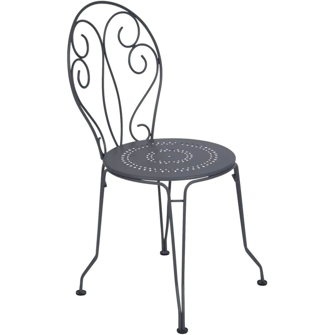 CHAISE