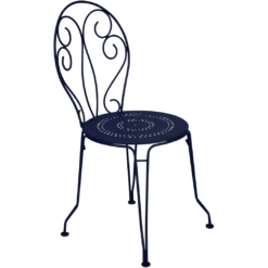 CHAISE