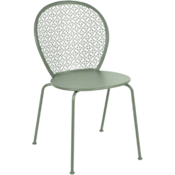 CHAISE