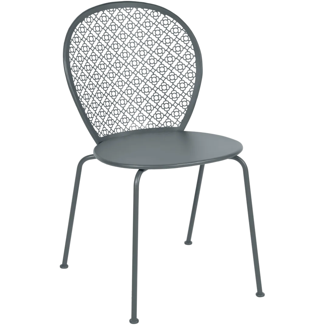 CHAISE