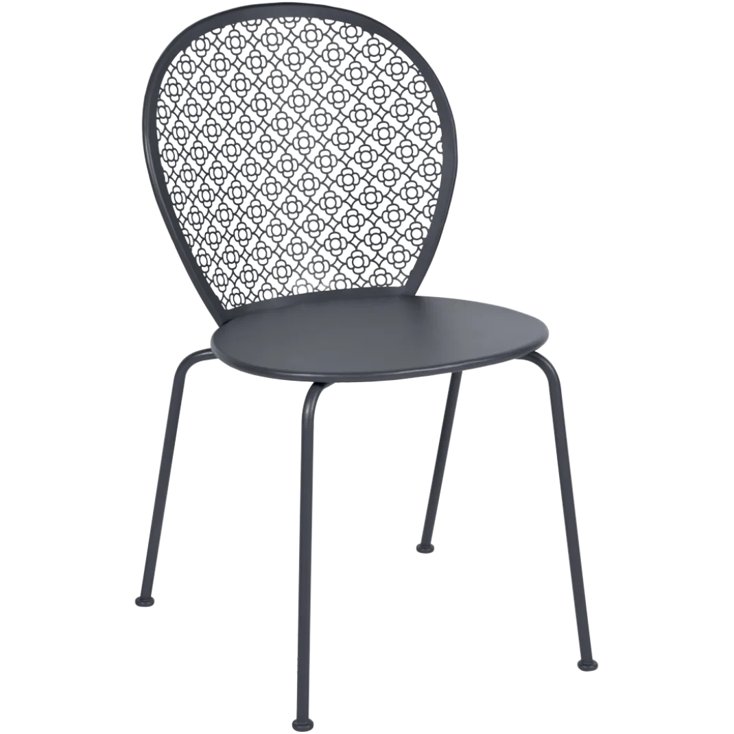 CHAISE