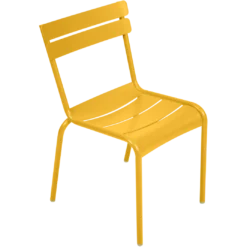 CHAISE