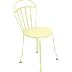 CHAISE