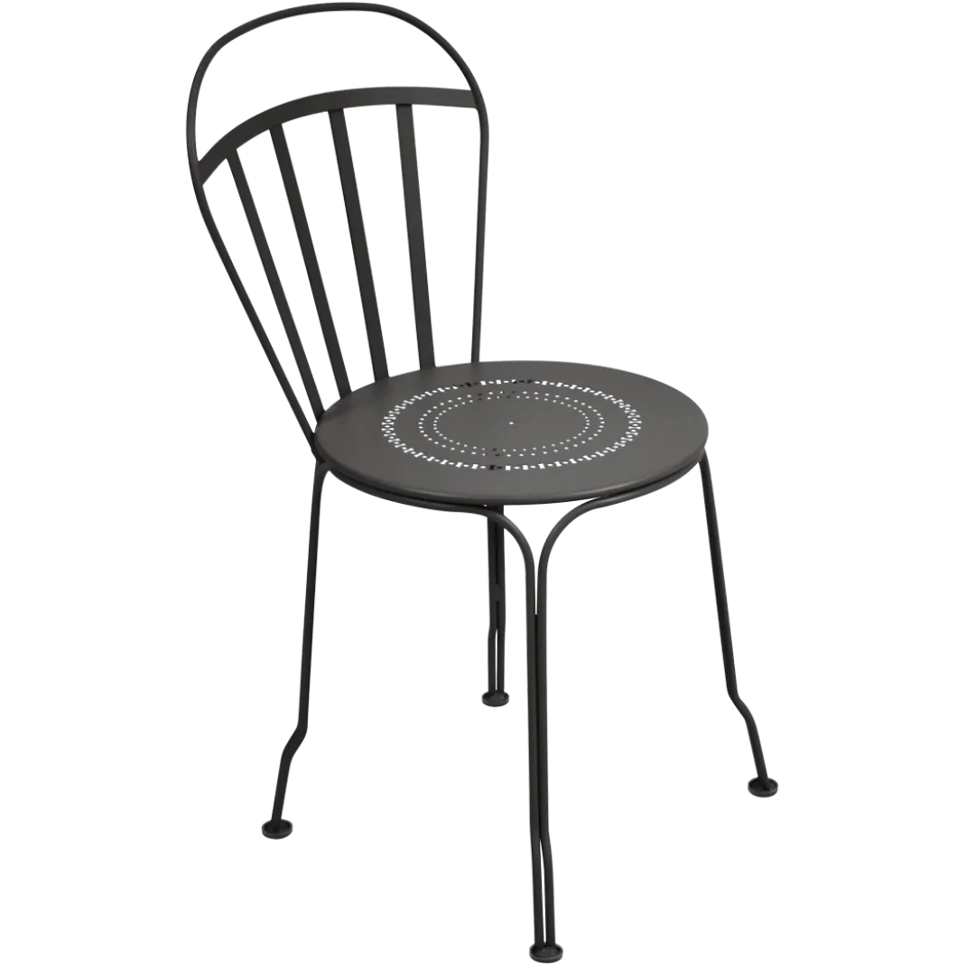 CHAISE