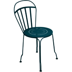 CHAISE