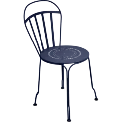 CHAISE