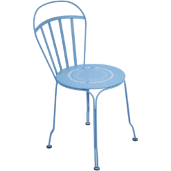CHAISE