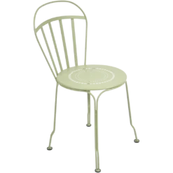 CHAISE