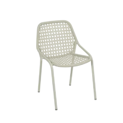 CHAISE