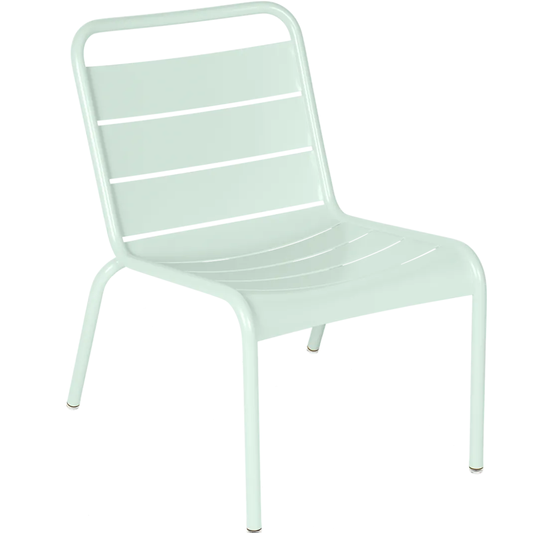 CHAISE LOUNGE
