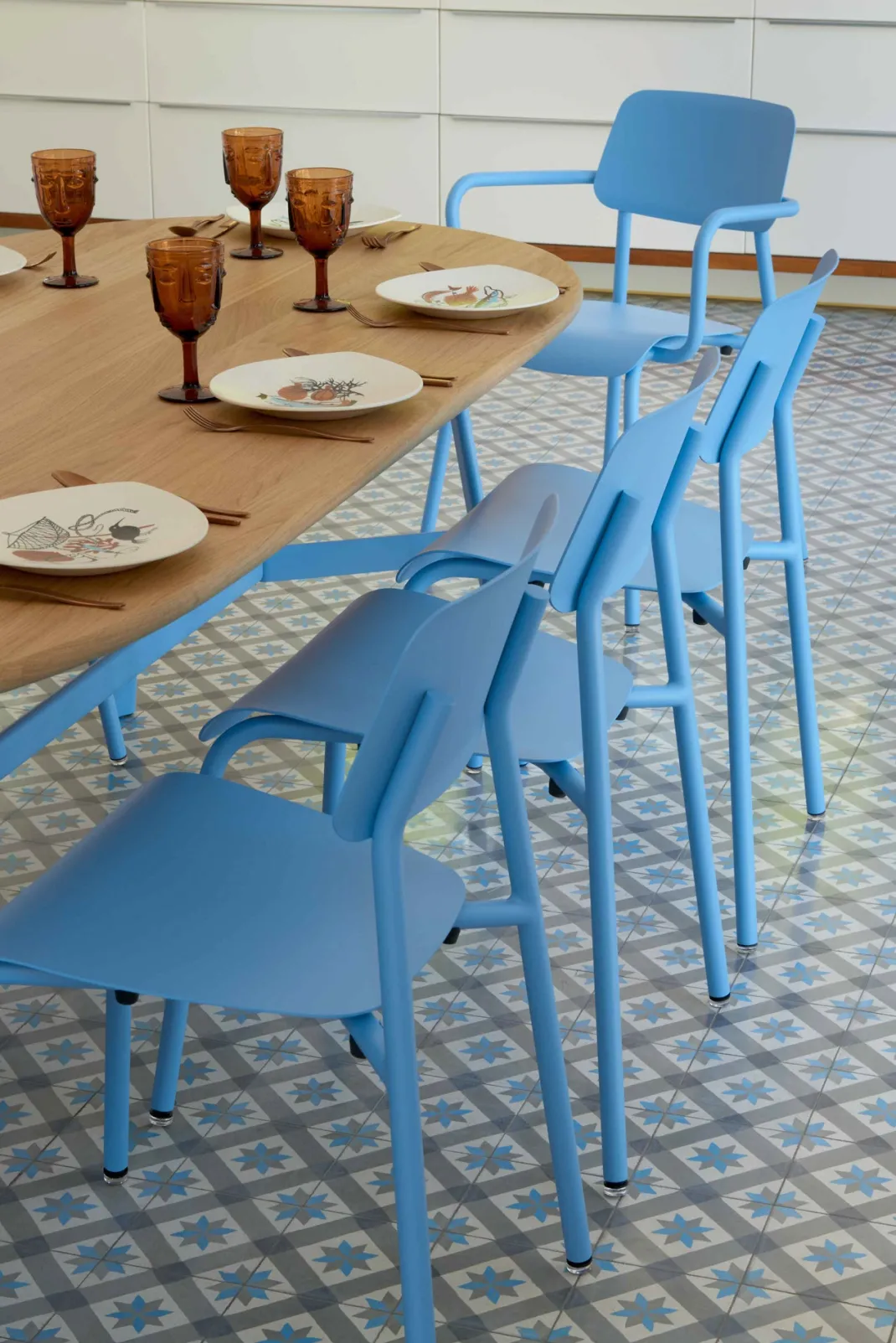 TABLE CHÊNE OVALE 220 X 95 CM