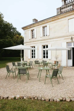 TABLE 4 PIEDS 80 X 80 CM
