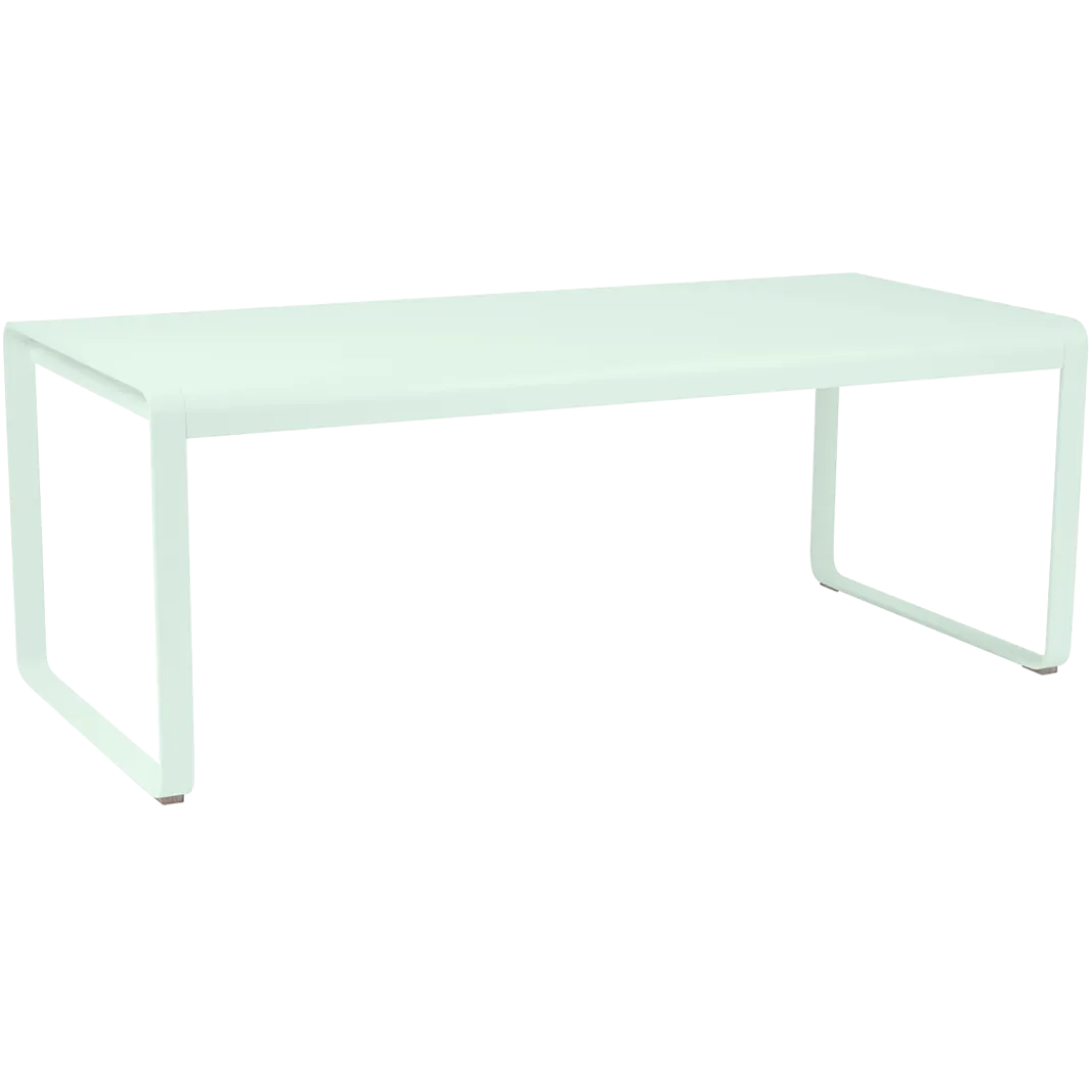 TABLE 196 X 90 CM