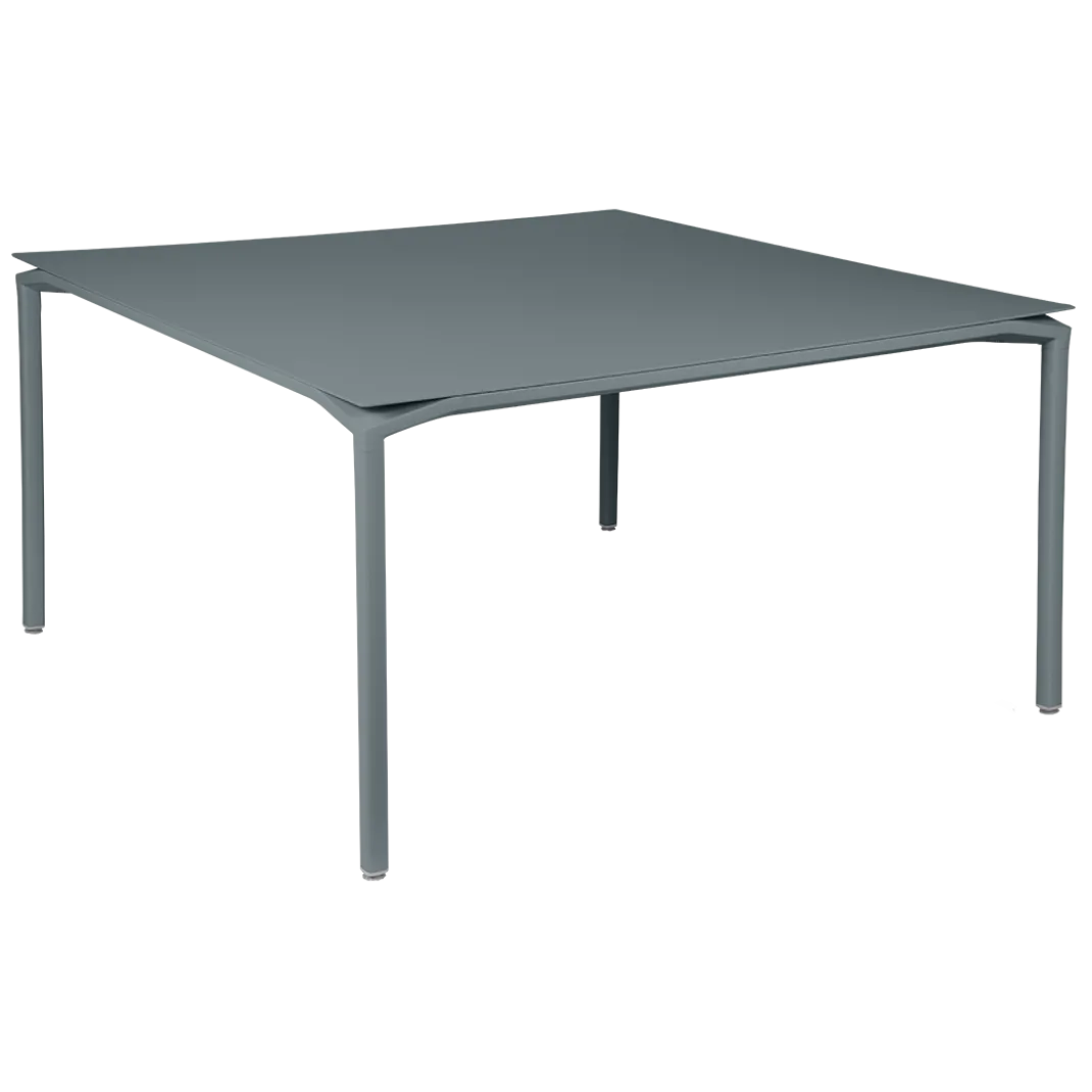 TABLE 140 X 140 CM