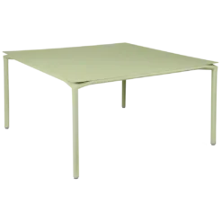 TABLE 140 X 140 CM
