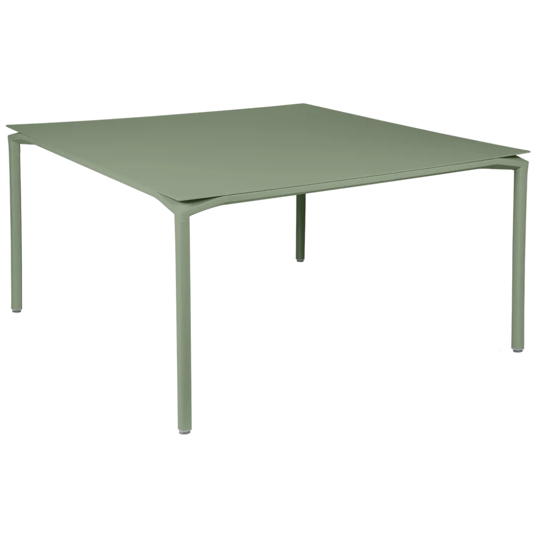 TABLE 140 X 140 CM