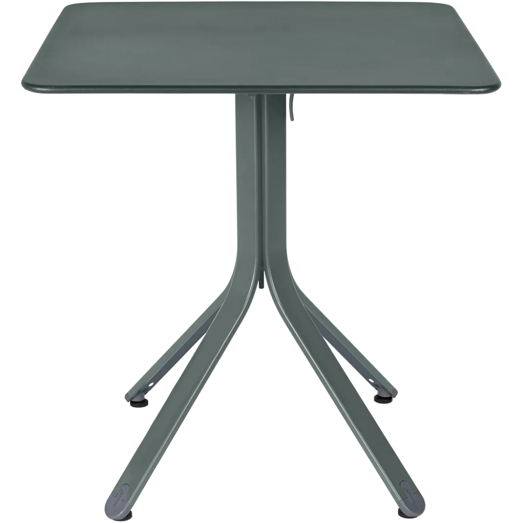 TABLE 71 X 71 CM