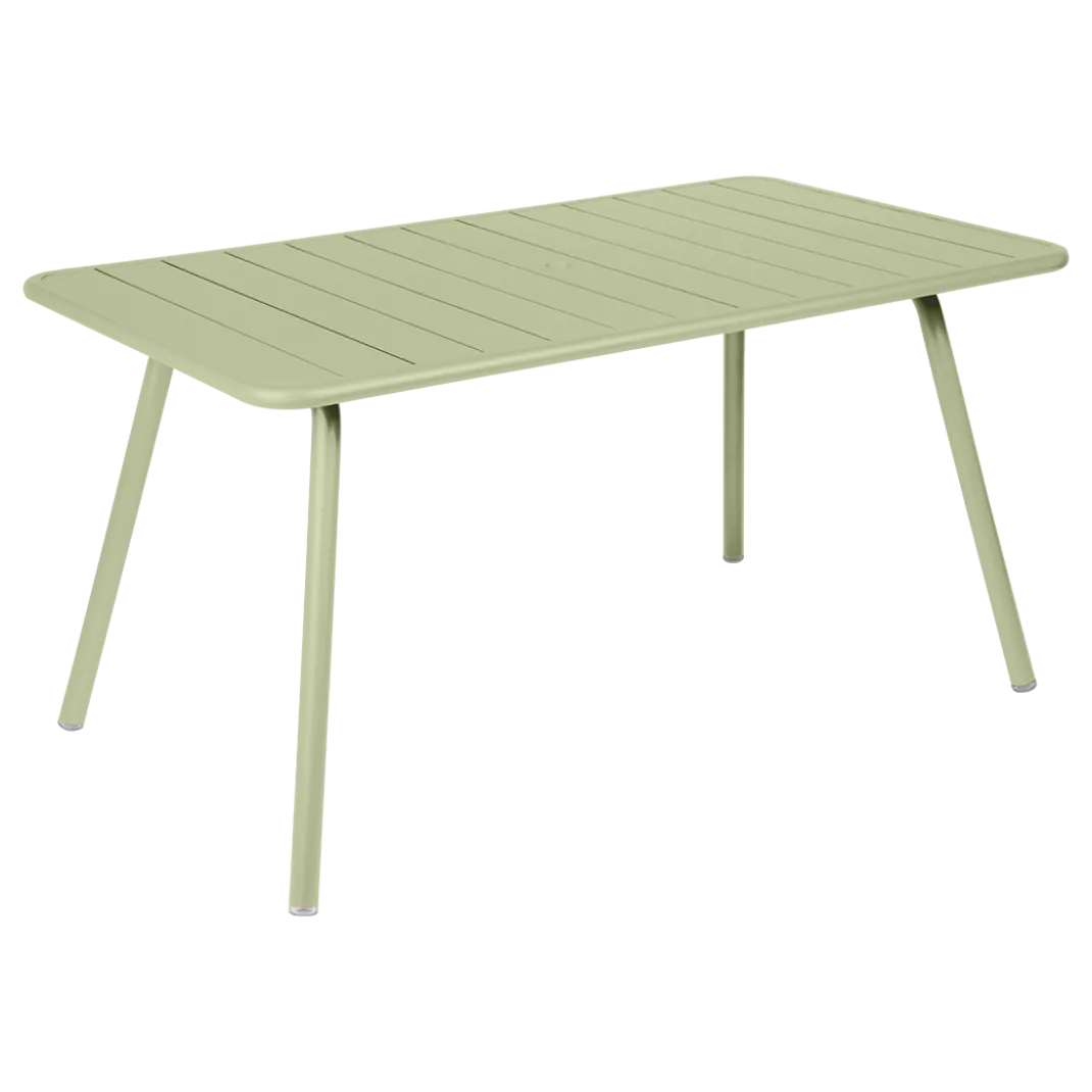 TABLE 143 X 80 CM