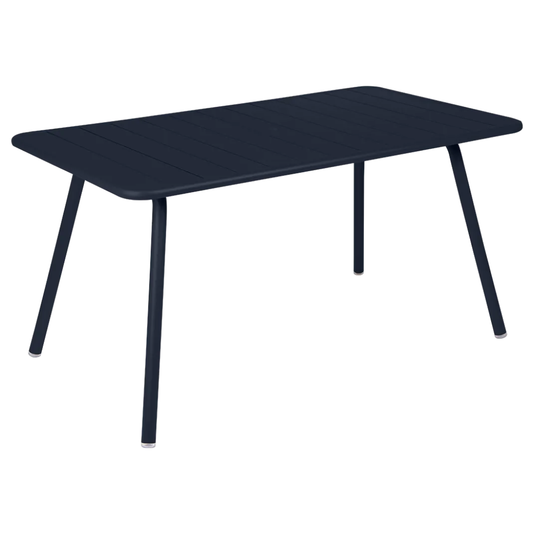TABLE 143 X 80 CM