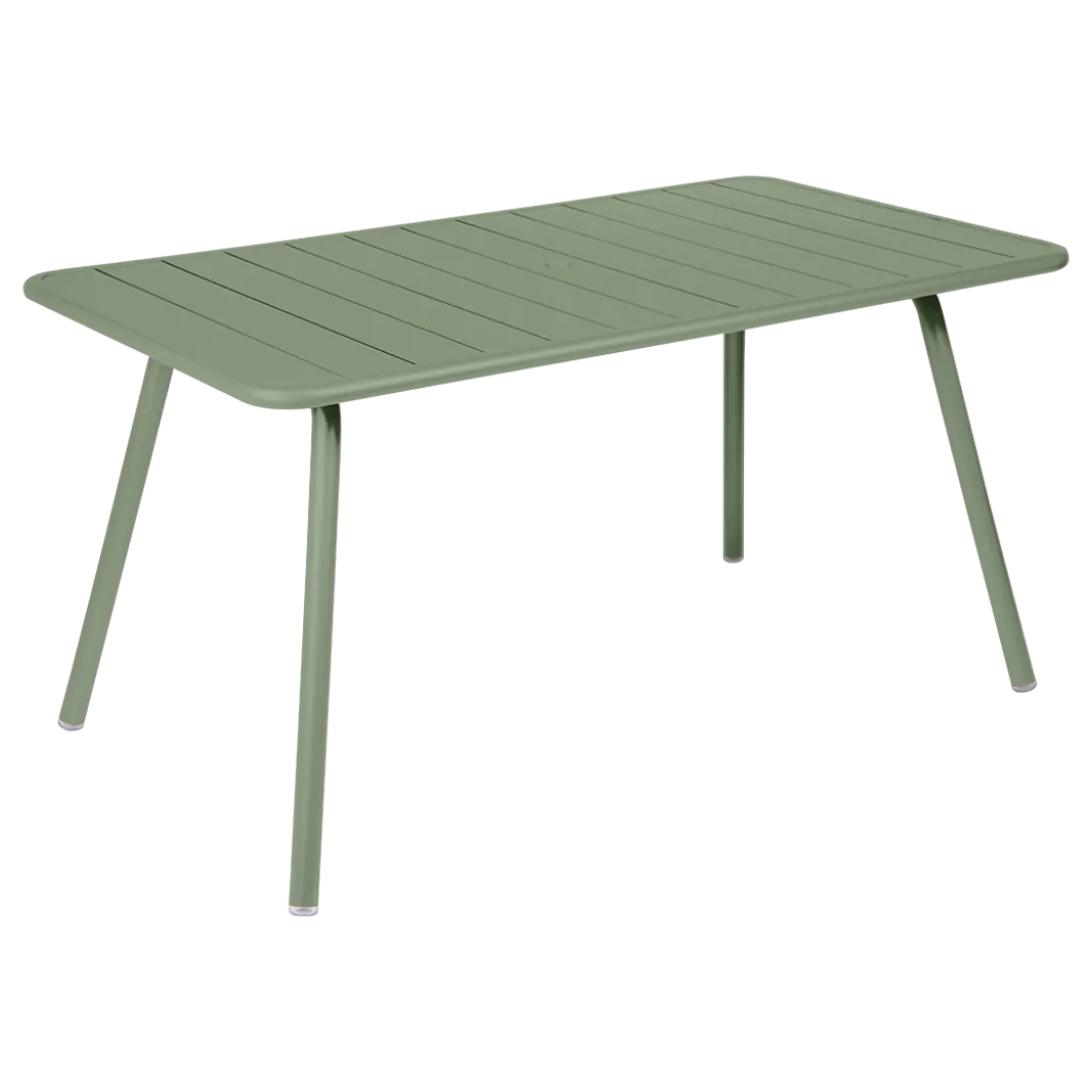 TABLE 143 X 80 CM