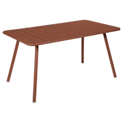 TABLE 143 X 80 CM