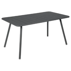 TABLE 143 X 80 CM