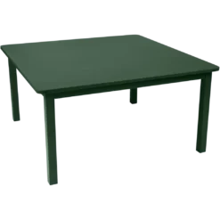 TABLE 143 X 143 CM