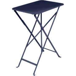 TABLE 57 X 37 CM