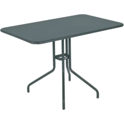 TABLE 110 X 70 CM
