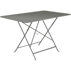 TABLE 117 X 77 CM