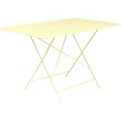 TABLE 117 X 77 CM